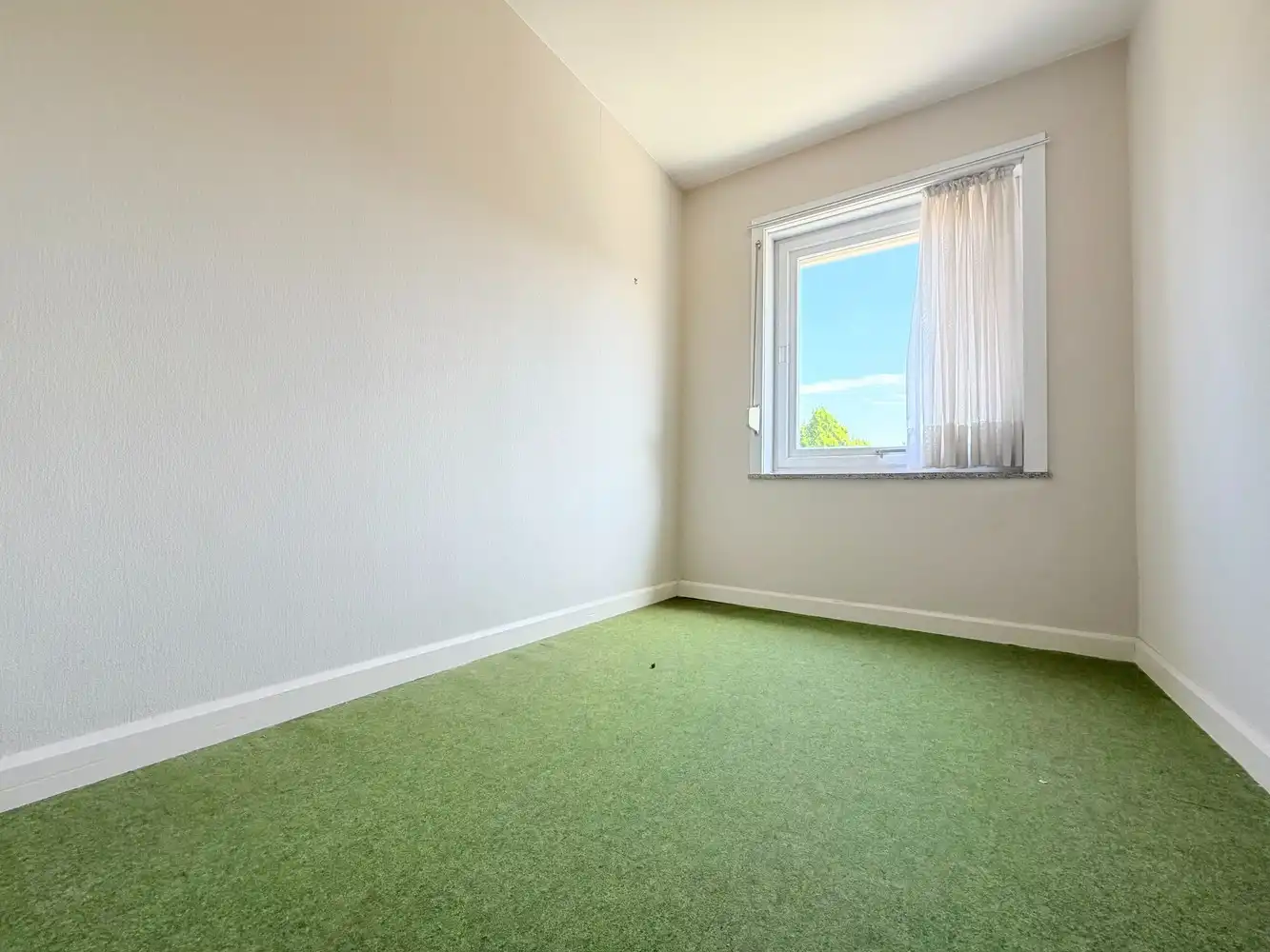 Te renoveren woning in het Centrum van Torhout foto 7