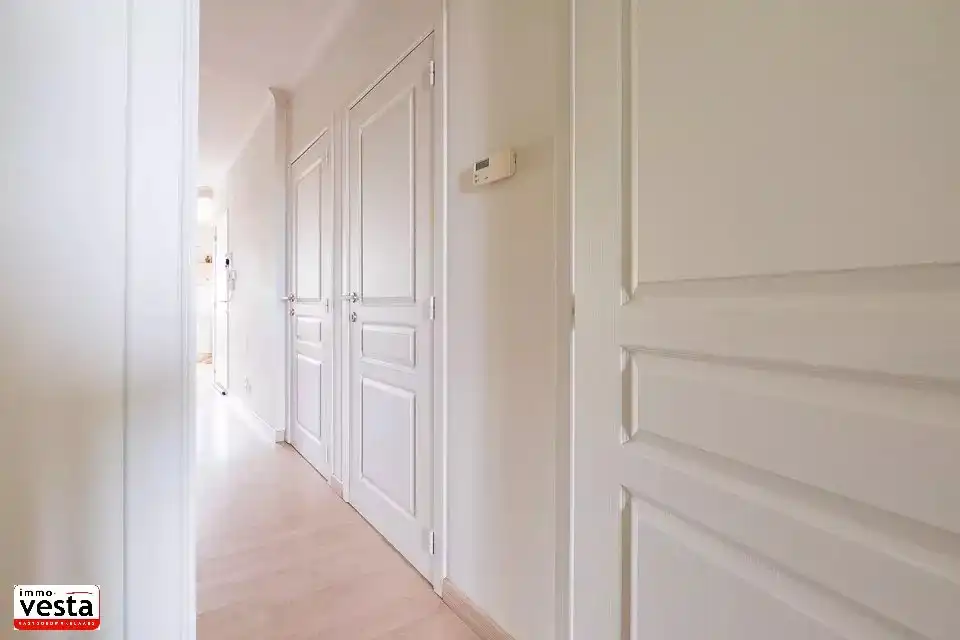 Eénslaapkamerappartement in centrum Sint-Truiden foto 17