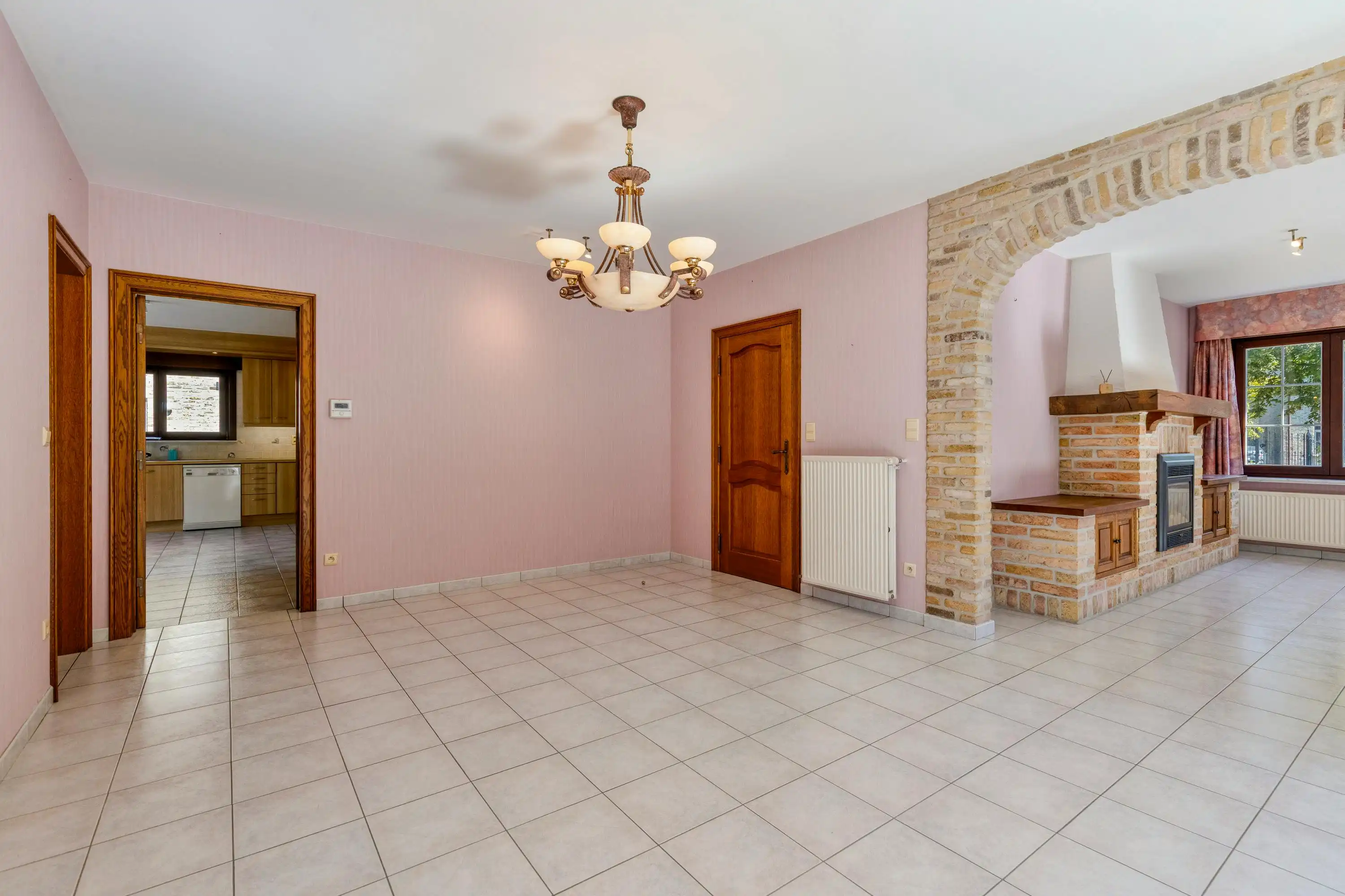 Ruime alleenstaande villa te koop in Dudzele foto 7