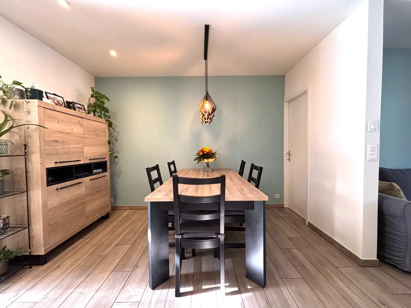 Leuke woning met twee slaapkamers, koer en EPC B te Mortsel foto 7