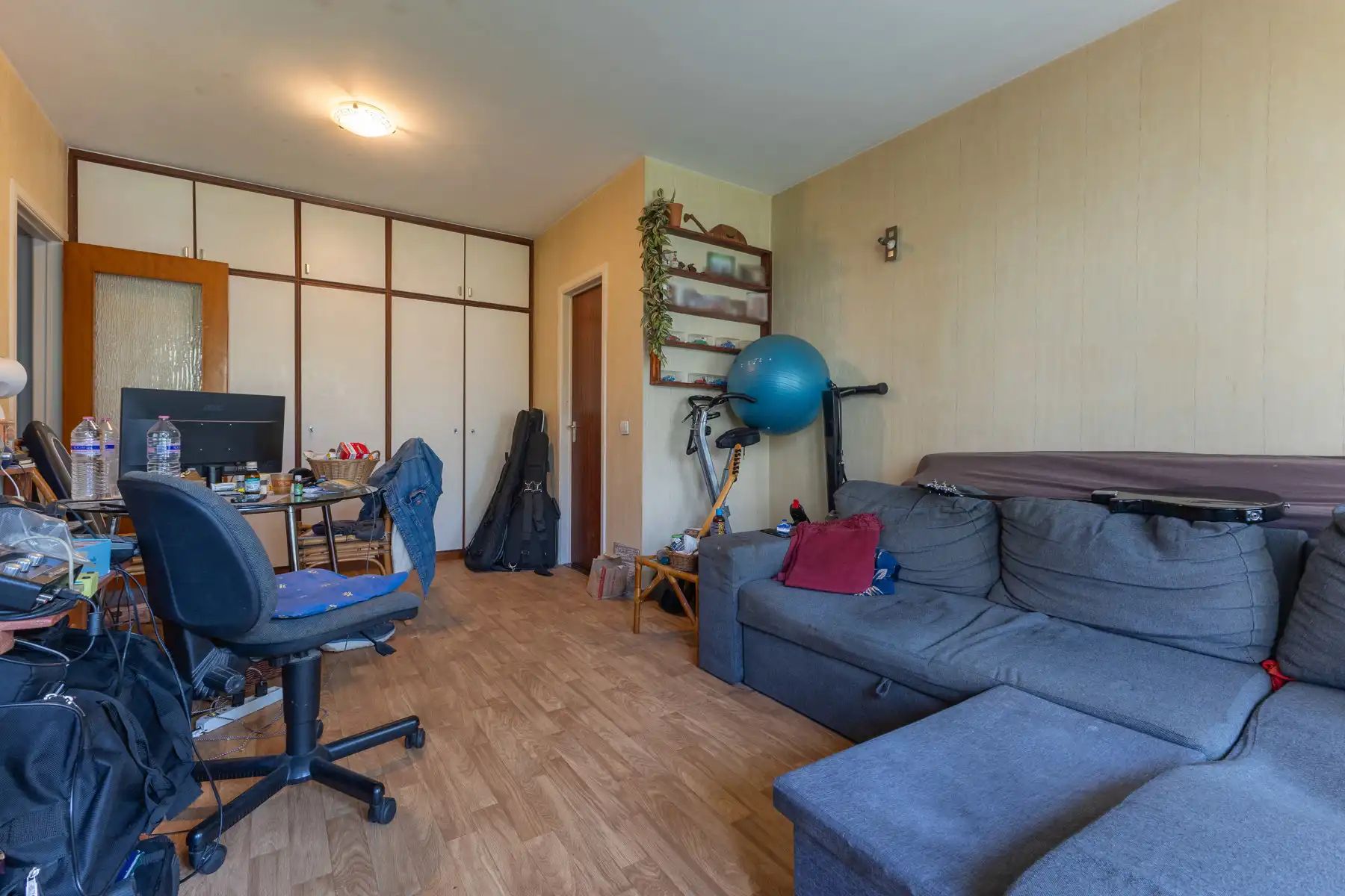 Gunstig gelegen studio met terras foto 2