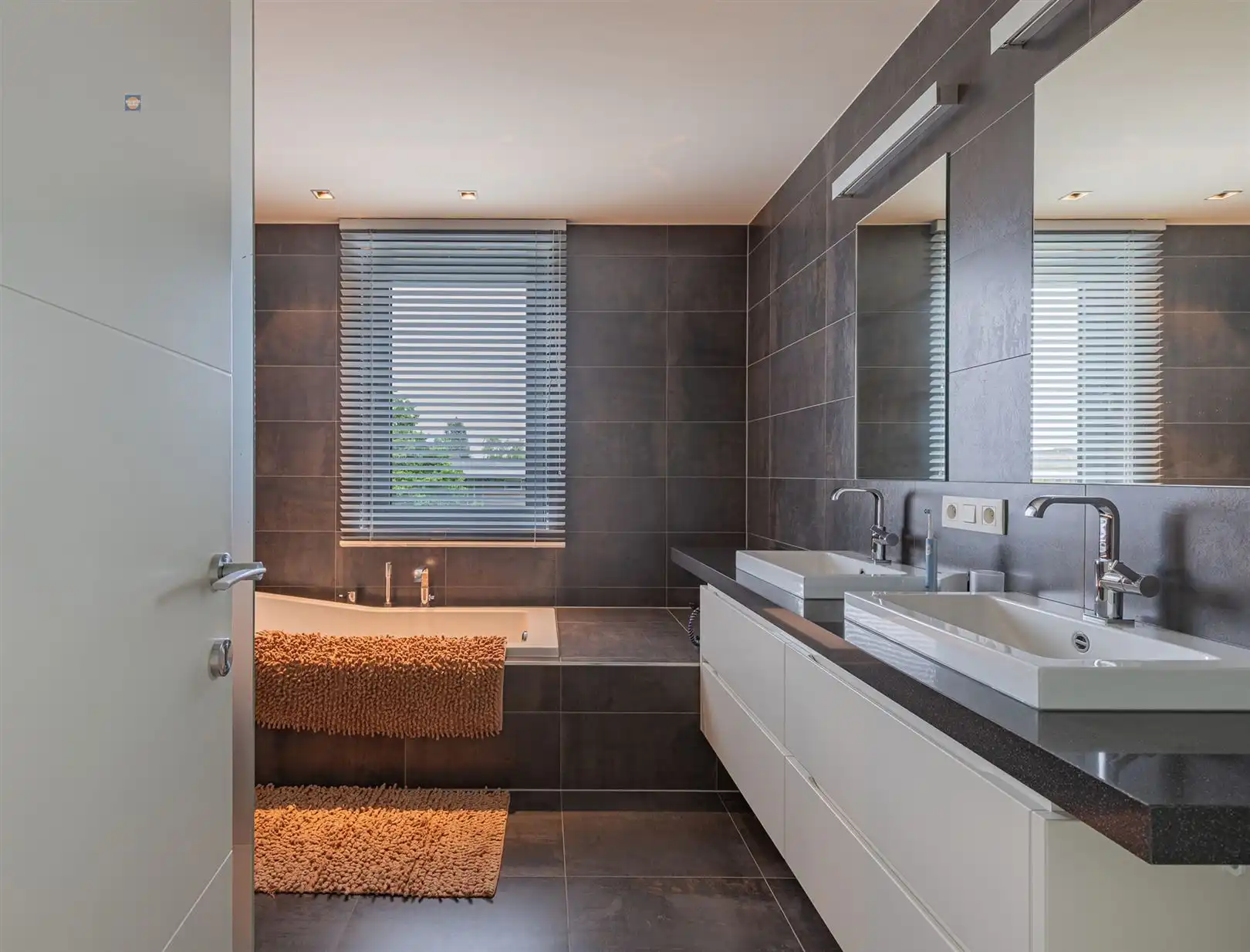 Prachtige Penthouse met 3 slaapkamers! foto 11