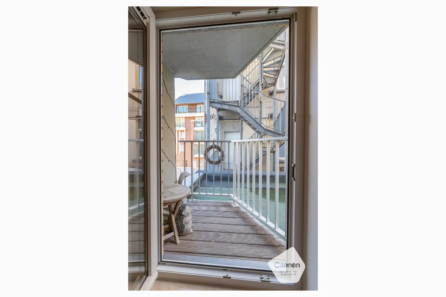 Instapklaar twee slaapkamer appartement op een uitstekende locatie foto 14