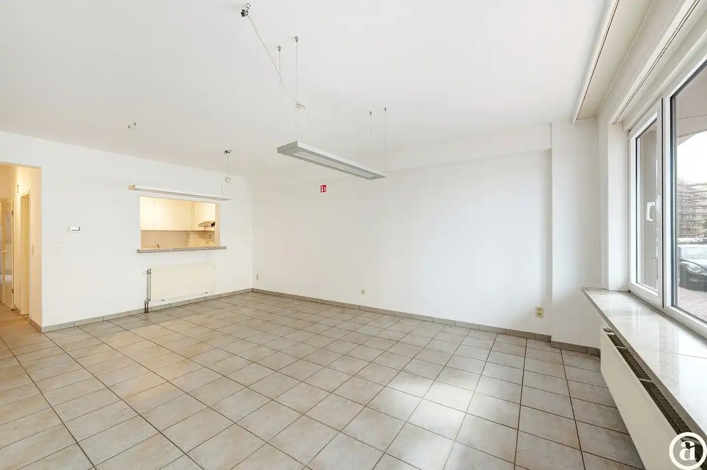 Te renoveren gelijkvloers appartement op topligging nabij het Rubensplein.  foto 6