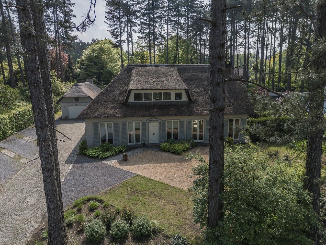 Prachtige volledig gerenoveerde villa in het Kloosterbos te Eksel! foto 52