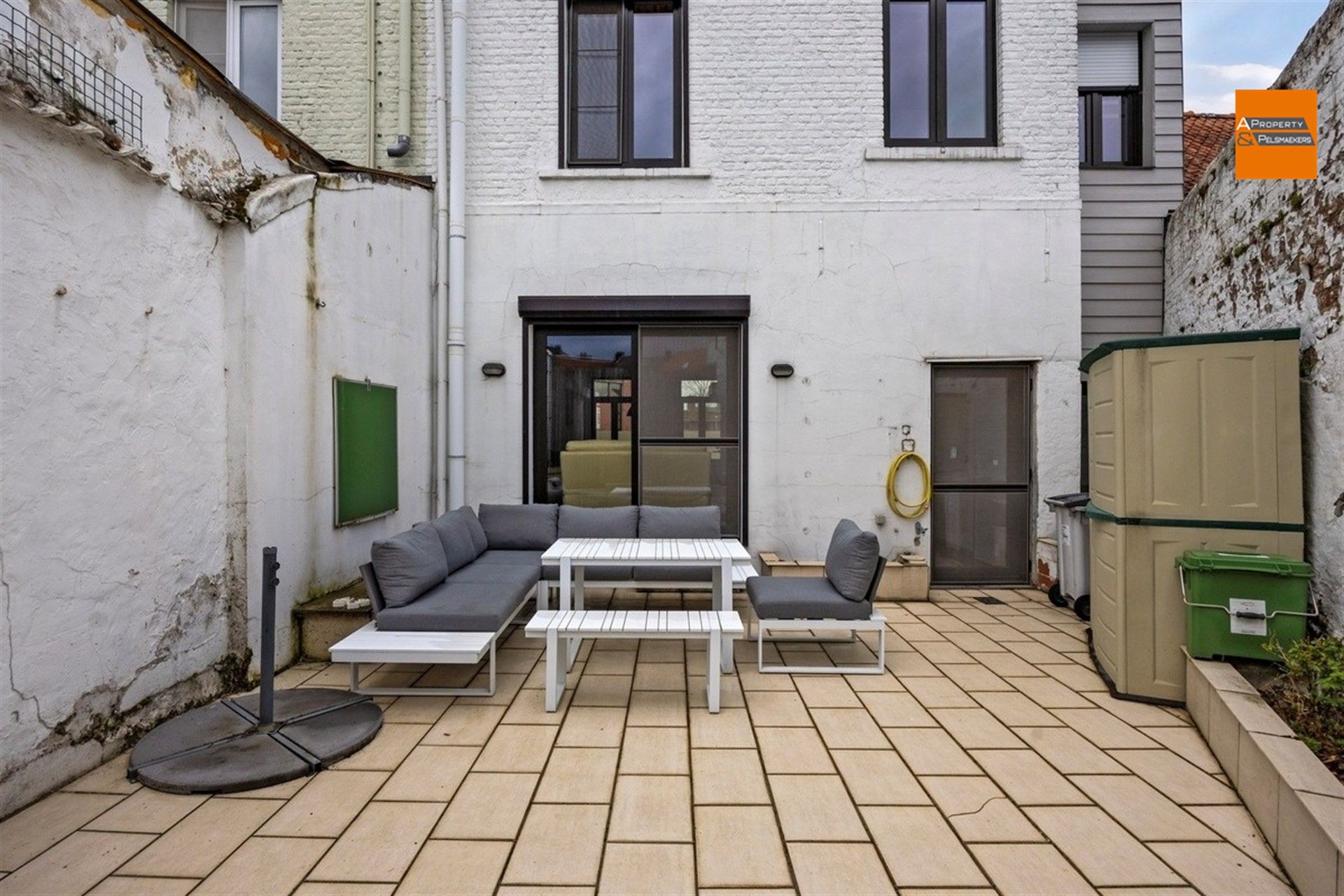 Gerenoveerde woning foto 32