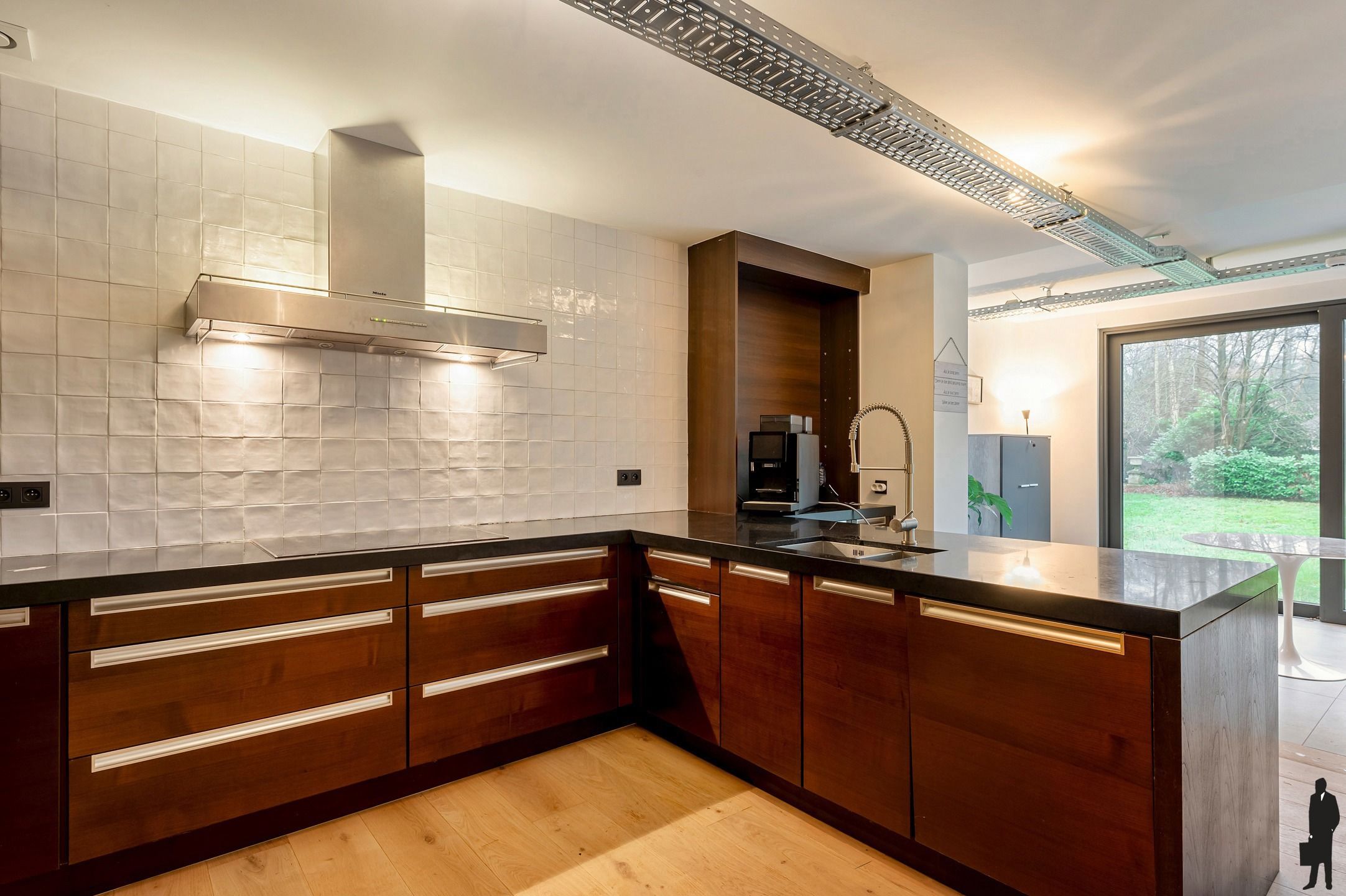 Woning + thuiskantoor/praktijkruimte foto 15