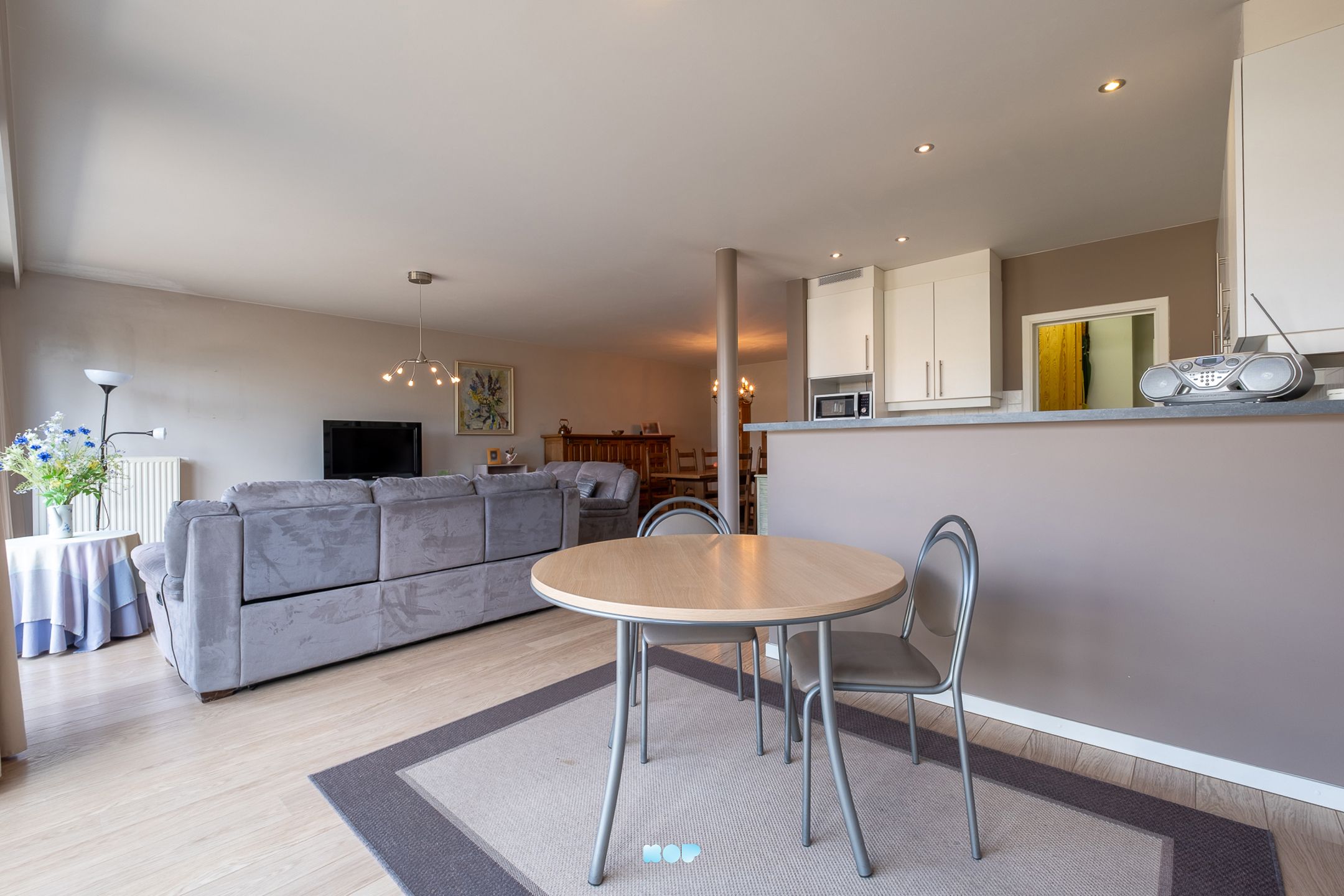 Gelijkvloers appartement met zonnige tuin in Oelegem (Ranst) foto 5