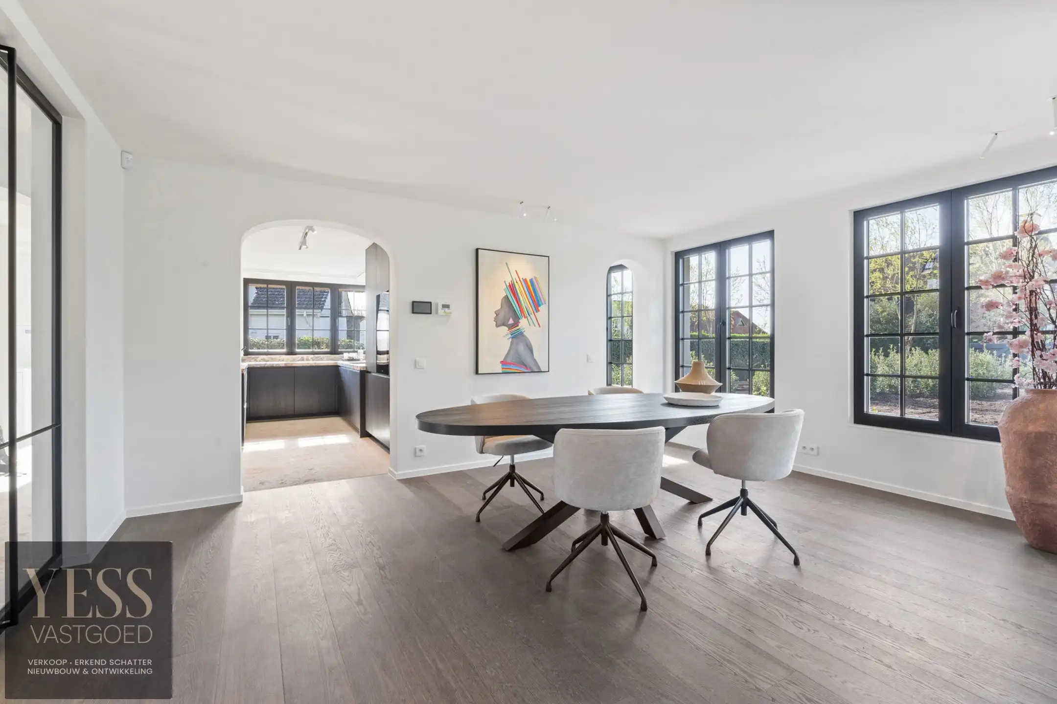 Buitengewoon, gerenoveerde villa op toplocatie in het zoute  foto 7