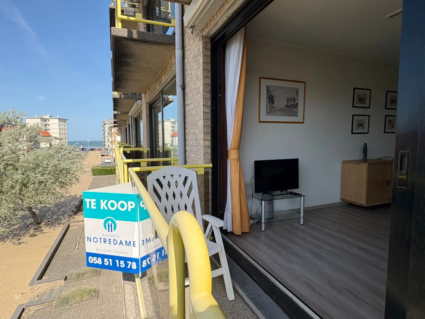 Vernieuwd appartement met zonnig terras met zeezicht  foto 16