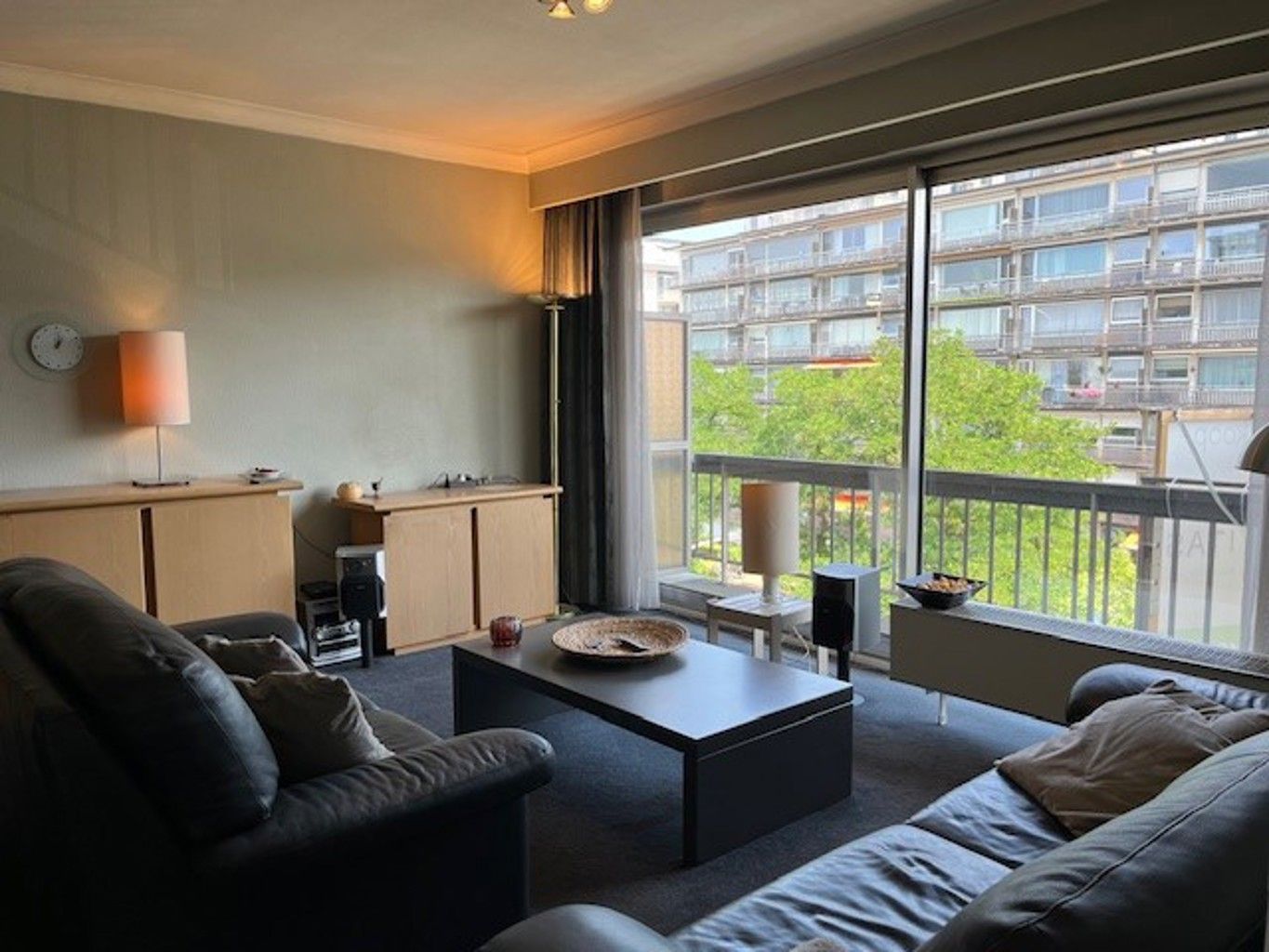 Leuk appartement met 2 slaapkamers, bureel en terras foto 3