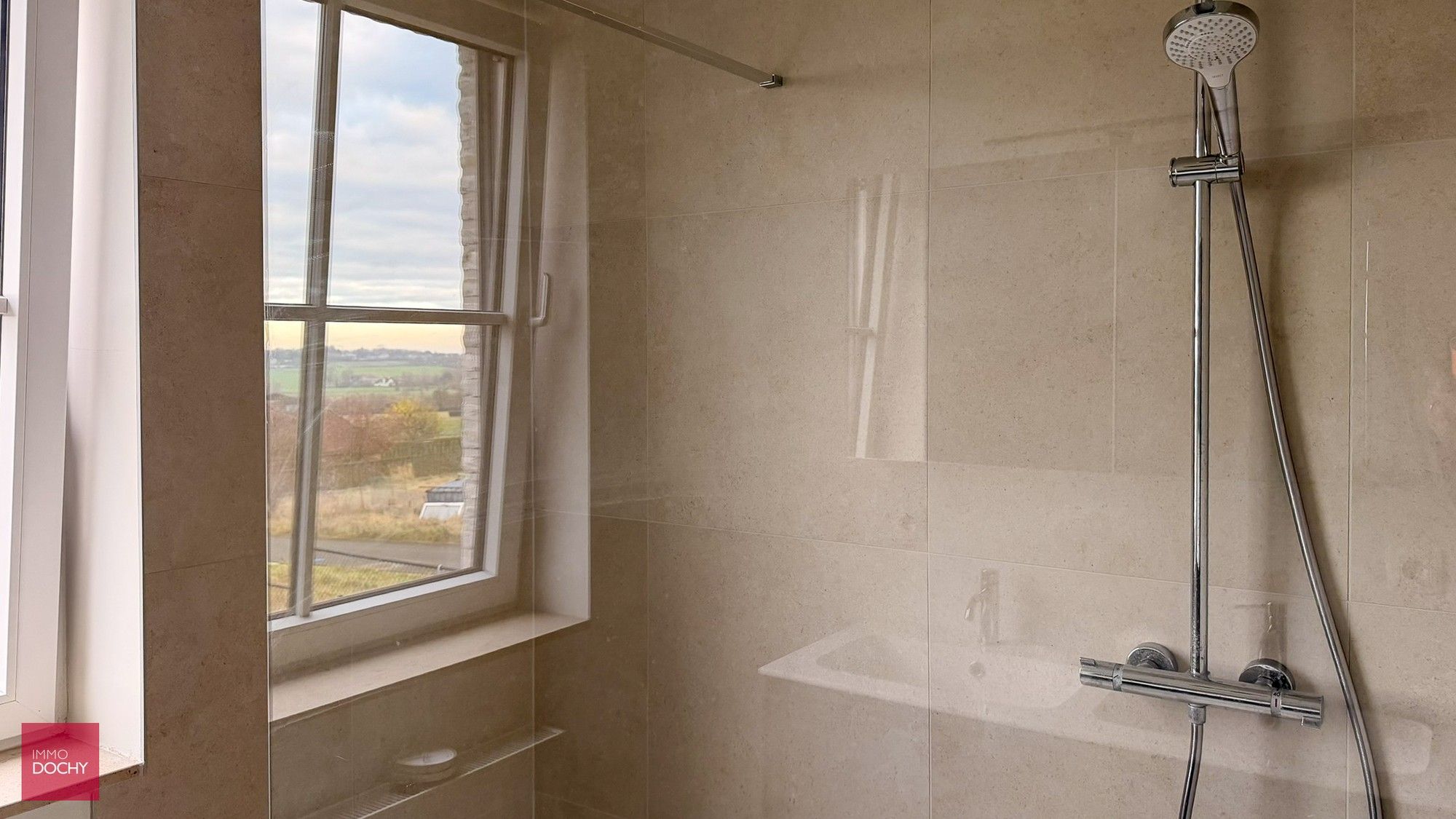 Energiezuinige nieuwbouwwoning op de grens Bellegem/Zwevegem foto 10