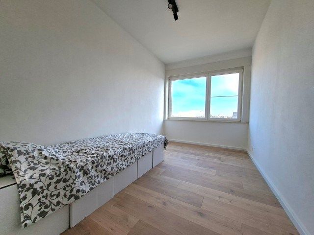 Vernieuwd hoekappartement foto 9