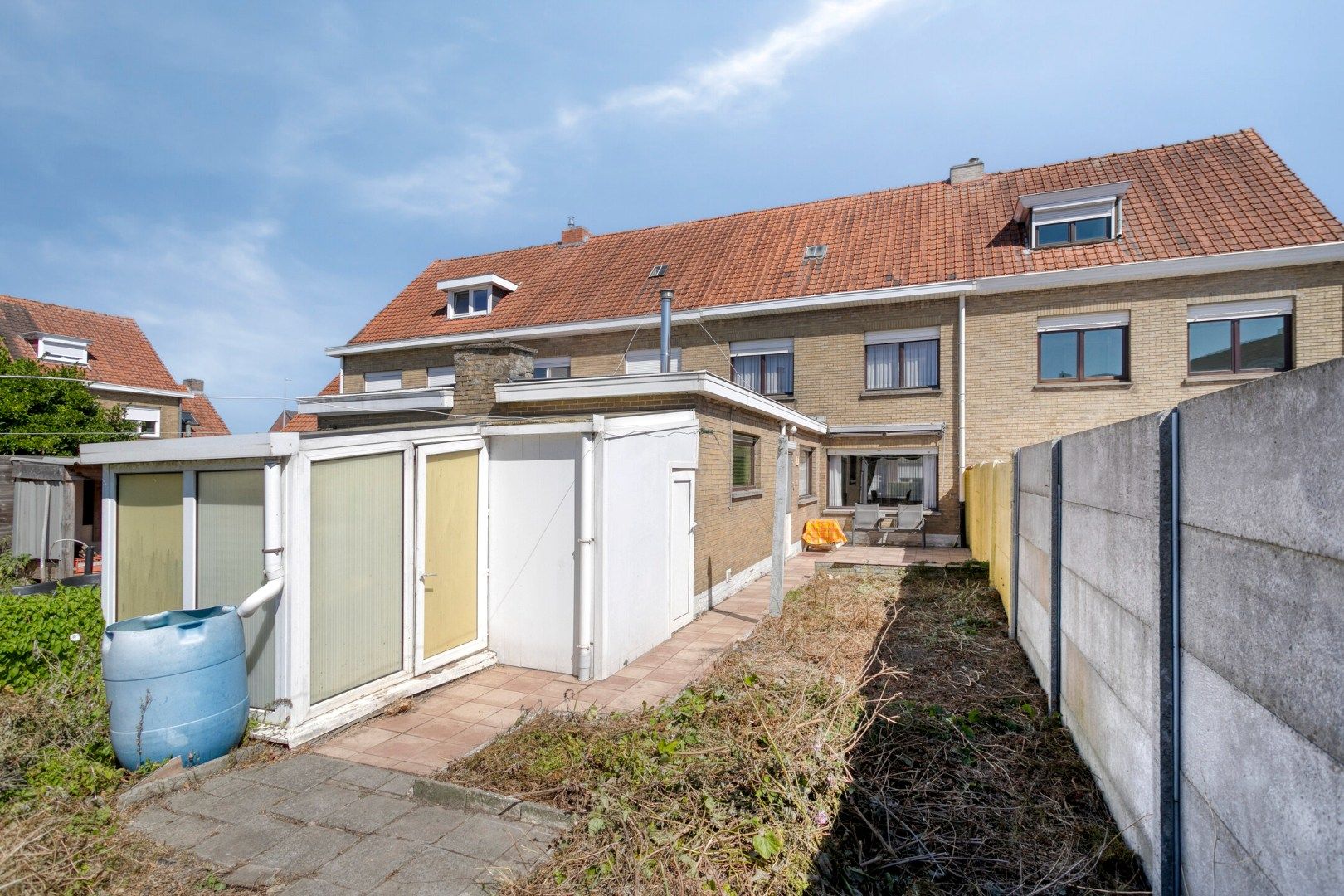 Te renoveren woning met 3 slaapkamers in rustige buurt! foto 16