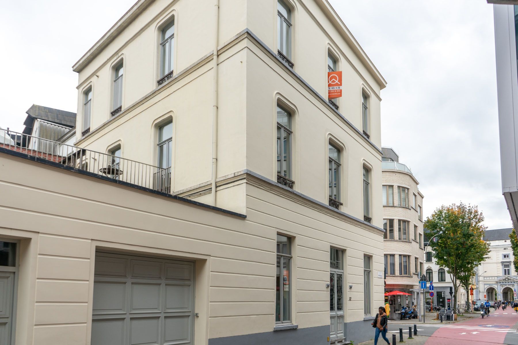 Bemeubeld appartement vlakbij Zuid foto {{pictureIndex}}