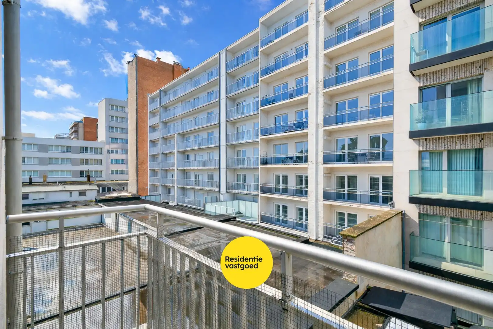 Appartement met 2 kamers en 2 terrassen foto 11