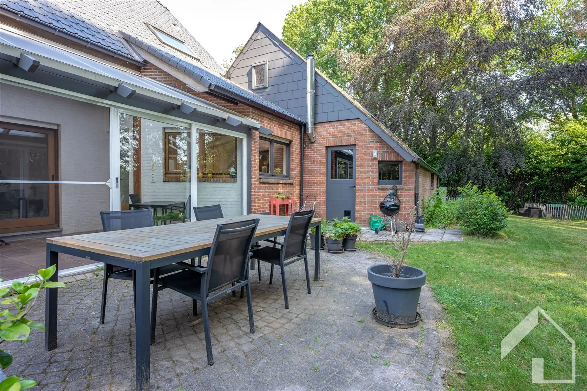 rustig gelegen villa met 3 ruime slaapkamers foto 3