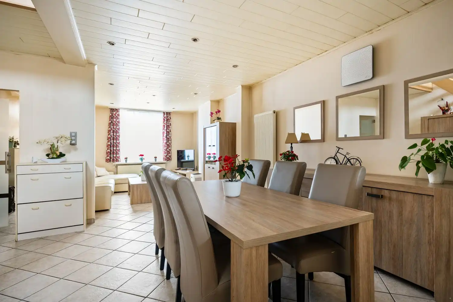 Instapklare woning met 2 slpkrs en tuin in Sint-Katelijne-Waver foto 3
