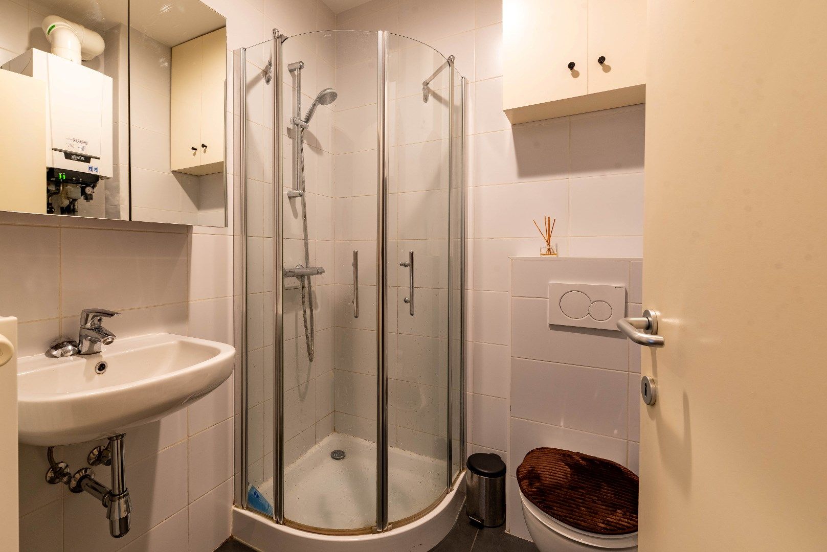 Ideaal starters- of investeringsappartement in de gegeerde wijk Zurenborg foto 15