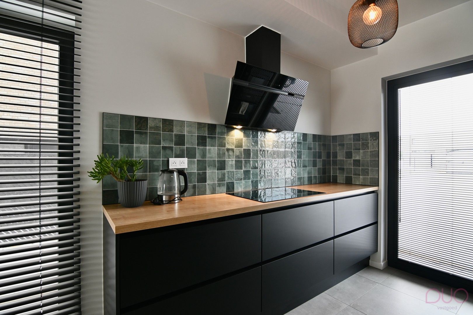 Instapklare halfopen bebouwing uit 2020 in Tongerse stadsrand. foto 7