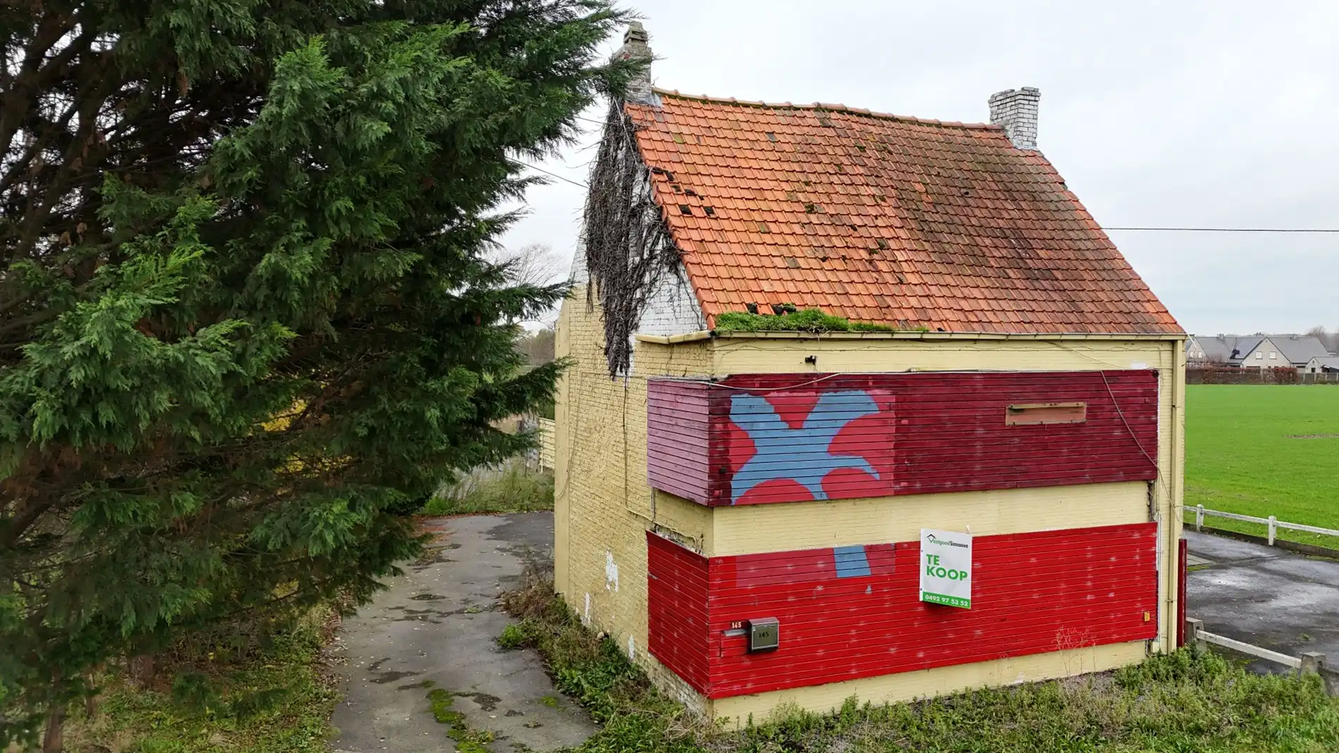 Te renoveren handelshuis te Eernegem foto 2