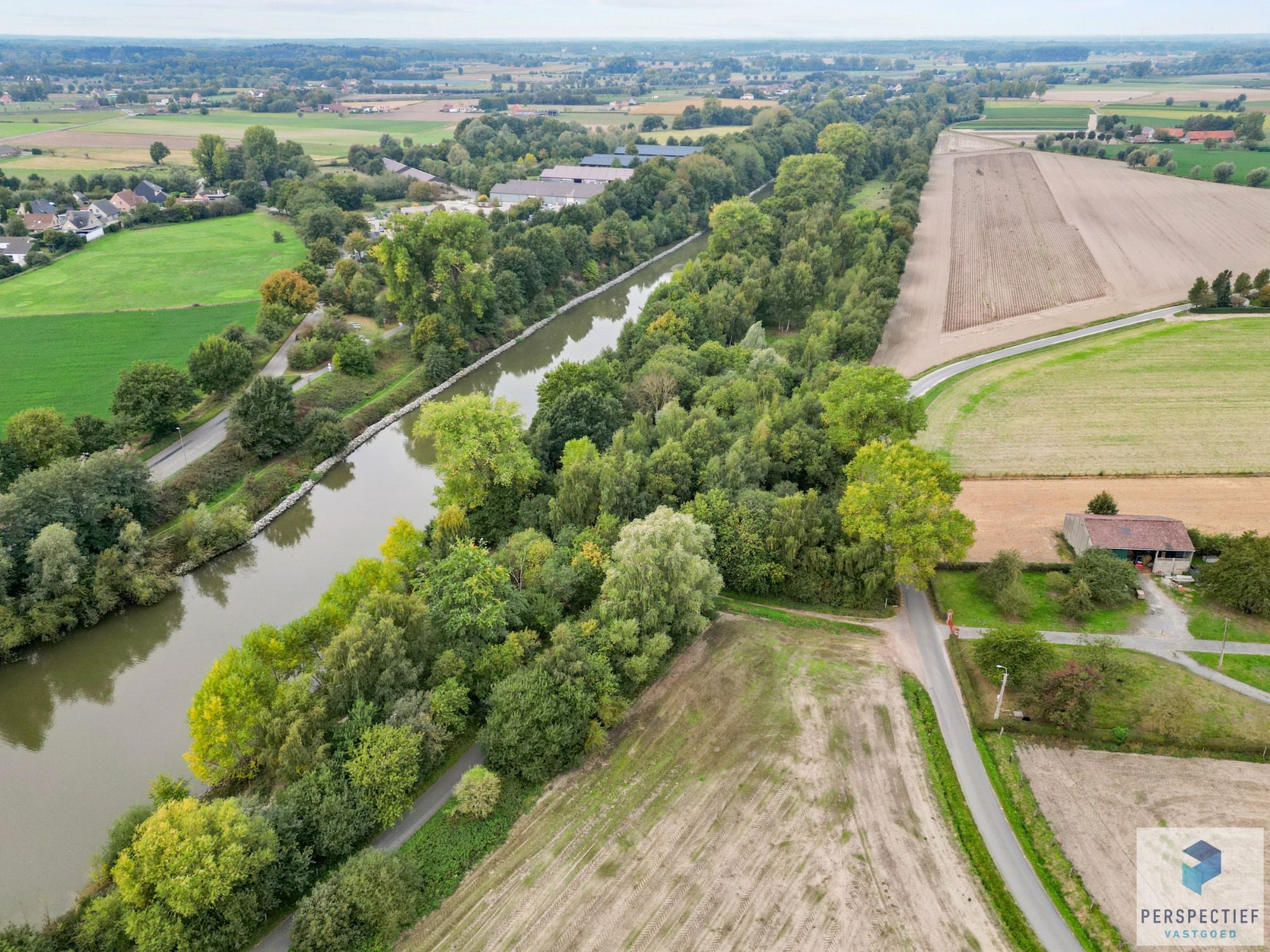 BEN-woning:  Volledig en kwaliteitsvol afgewerkte nieuwbouwwoning in hedendaagse Pastorijstijl - met Zuidgerichte tuin in landelijke omgeving te Beernem foto 3