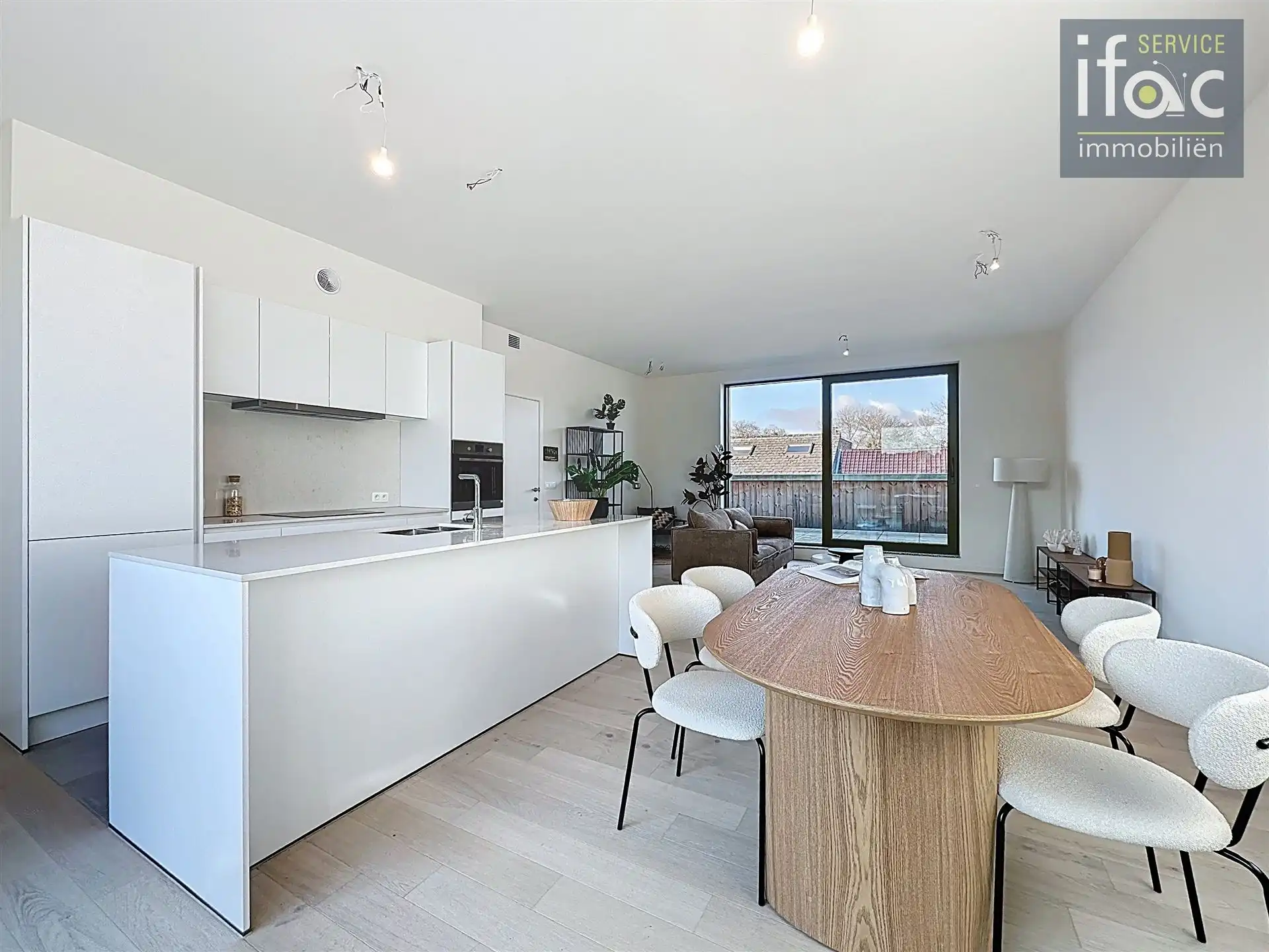 Penthouse foto {{pictureIndex}}