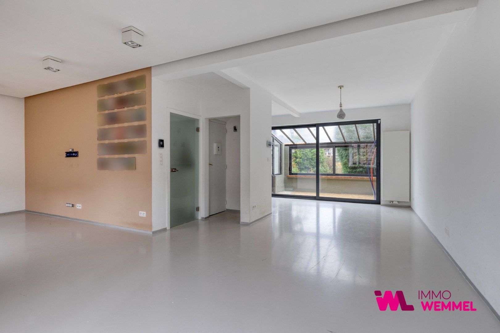 Instapklare gekoppelde woning in het centrum van Wemmel  foto 2