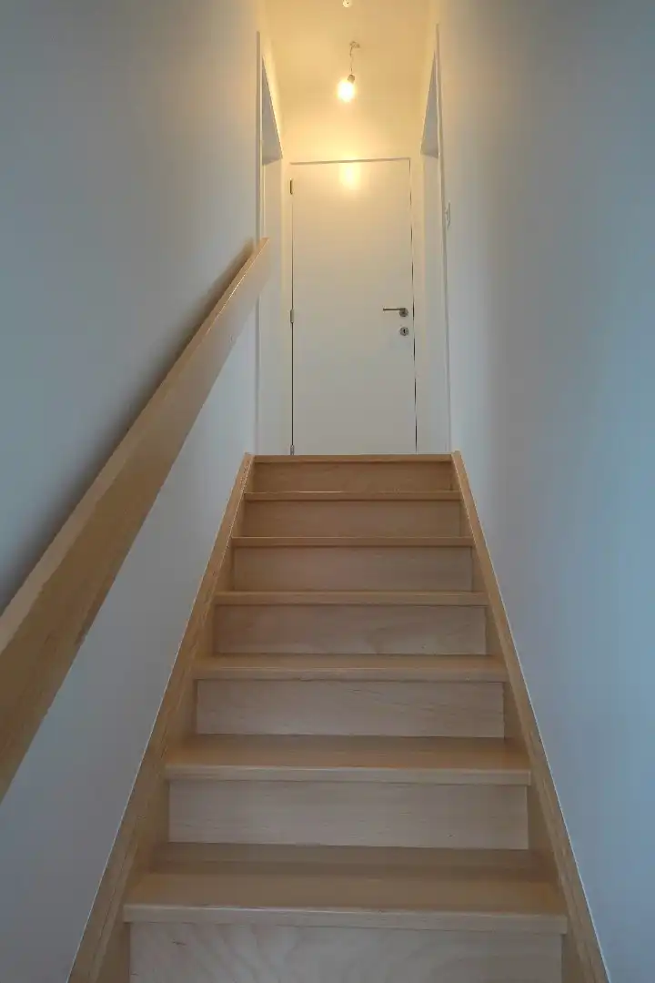 Prachtig 3-slaapkamerappartement met staanplaats in het voormalige gemeentehuis van Vleteren foto 10