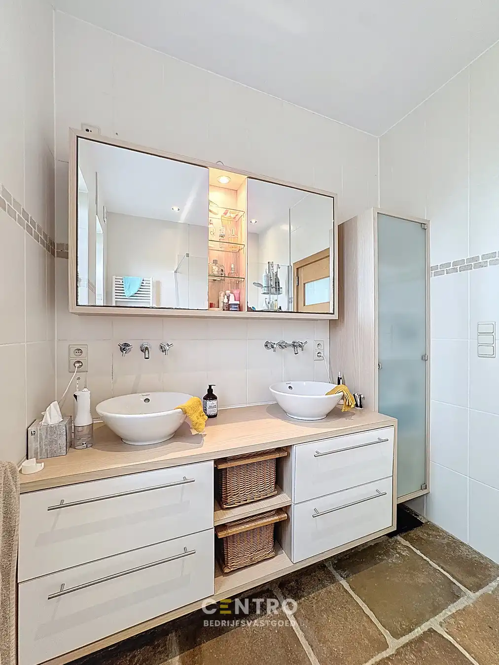 Volledig ingericht restaurant met woonst op CHARMANTE ligging te Oostende! foto 35