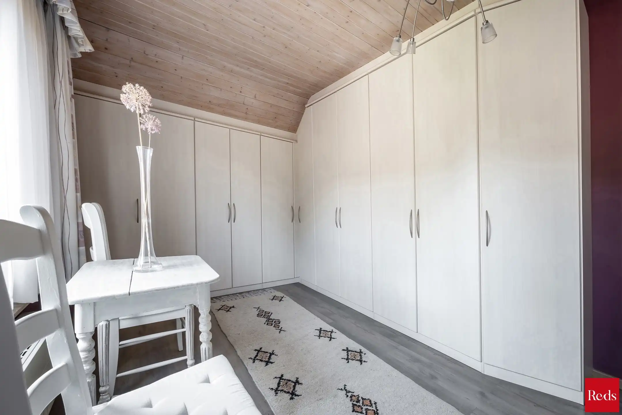 Charmante woning met uitzicht op blijvend groen foto 21