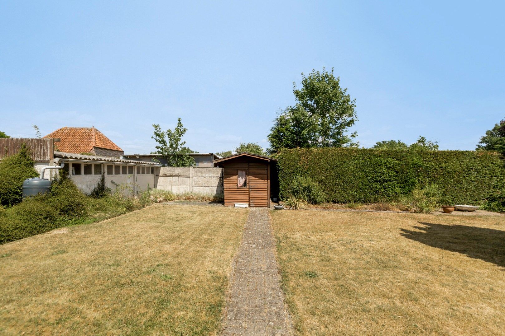 Te renoveren woning met 3 slpks op de grens tussen Geel en Sint-Jozef Olen !  foto 21