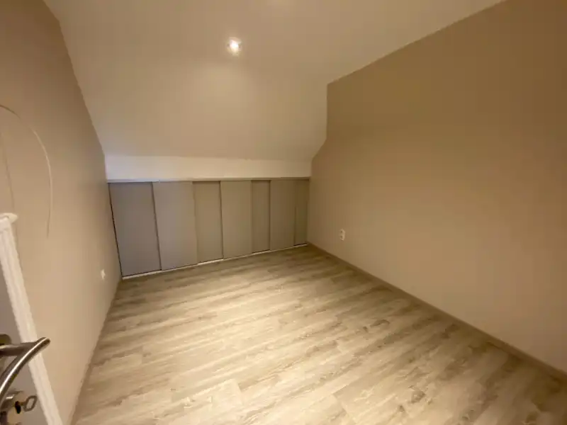 Ruime bemeubelde studio met autostaanplaats, GEEN DOMICILIE MOGELIJK foto 12