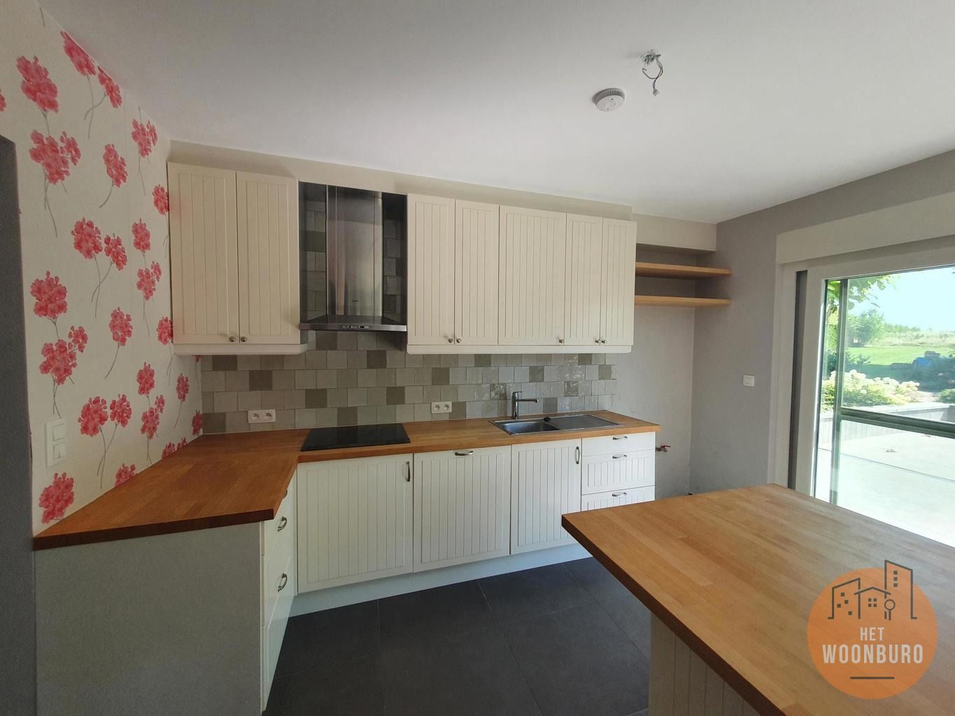 Prachtig gelijkvloersappartement met 3 slpks, garage en tuin foto 6