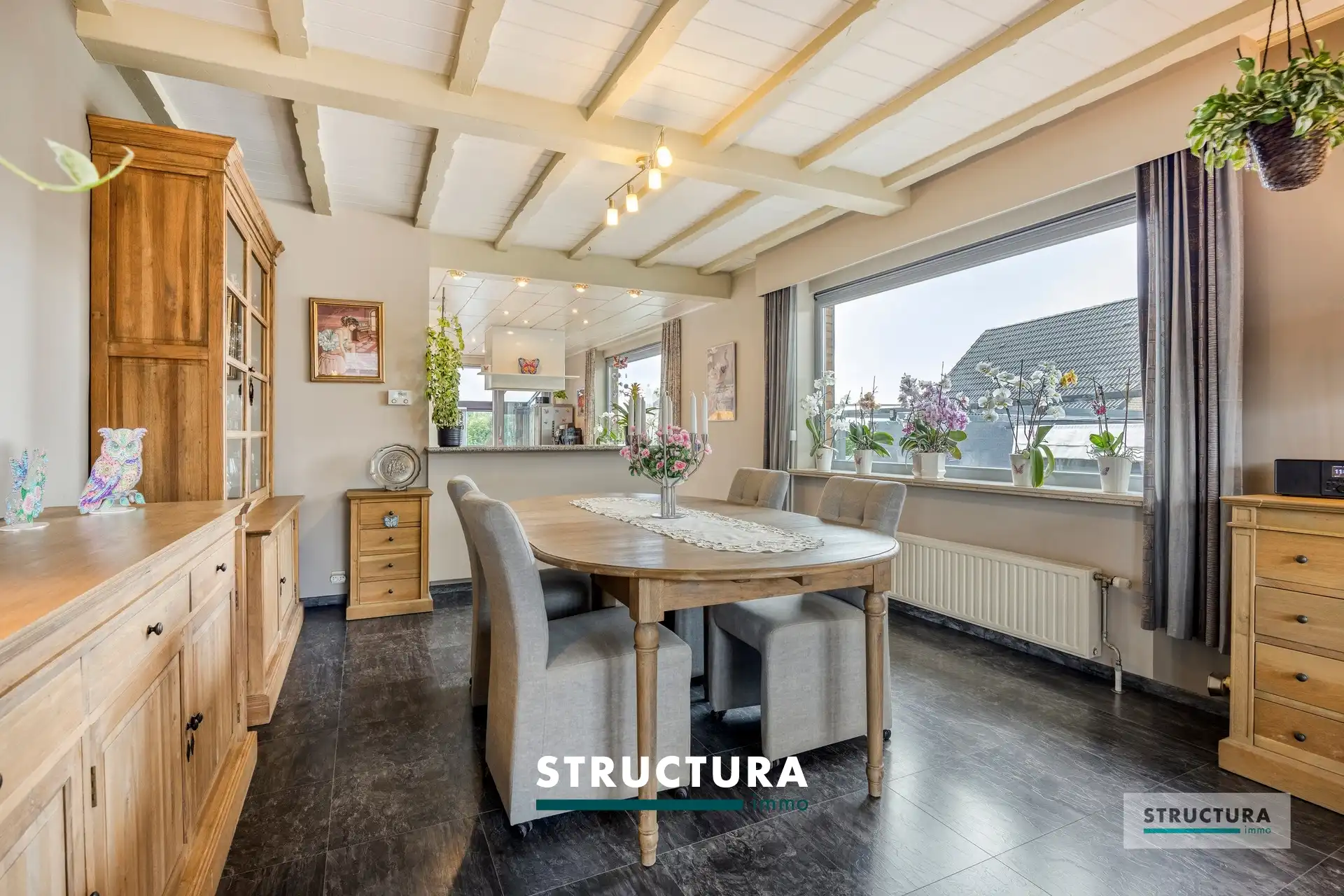 Ruime villa op absolute voorkeursligging in Relegem! foto 10