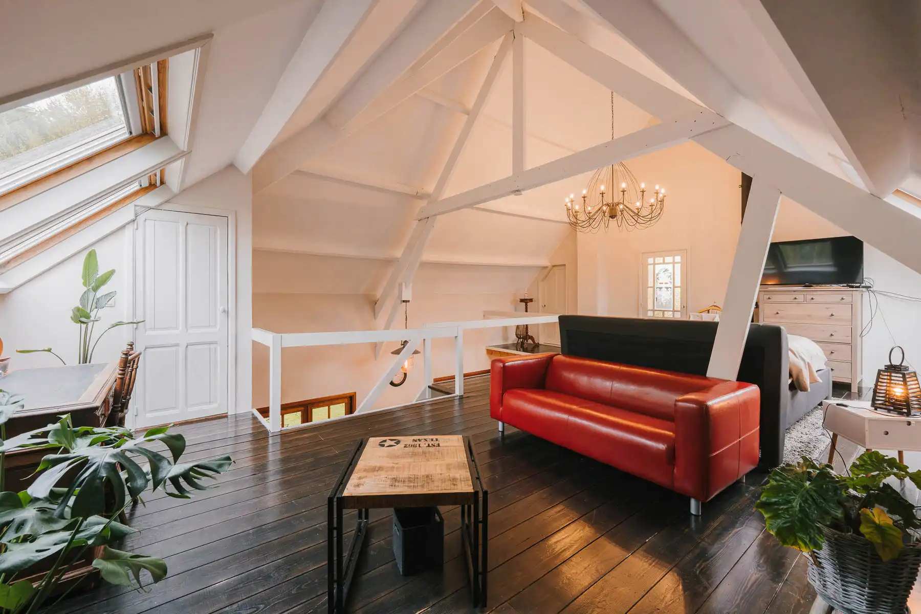 Unieke open bebouwing op een royaal perceel in het groen foto 19