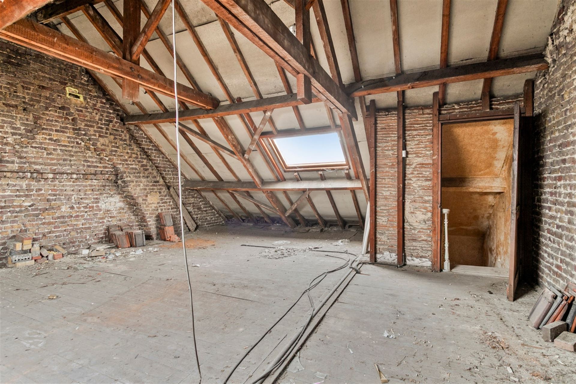 Centraal gelegen, mooie burgerwoning. foto 15