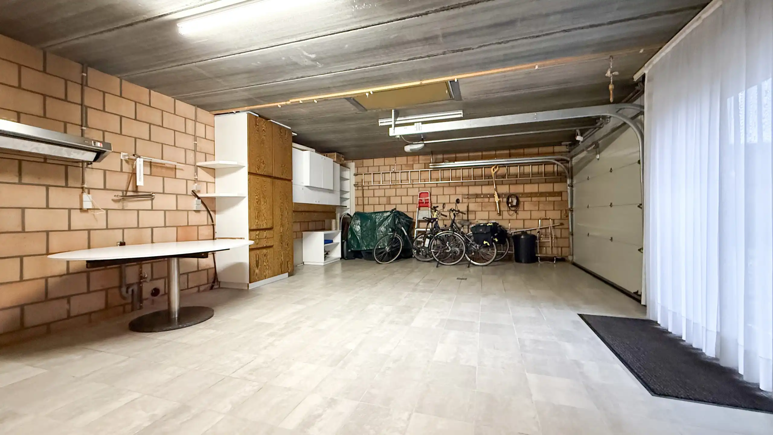 Gezinswoning met ruime garage op riant perceel te Beringen! foto 30