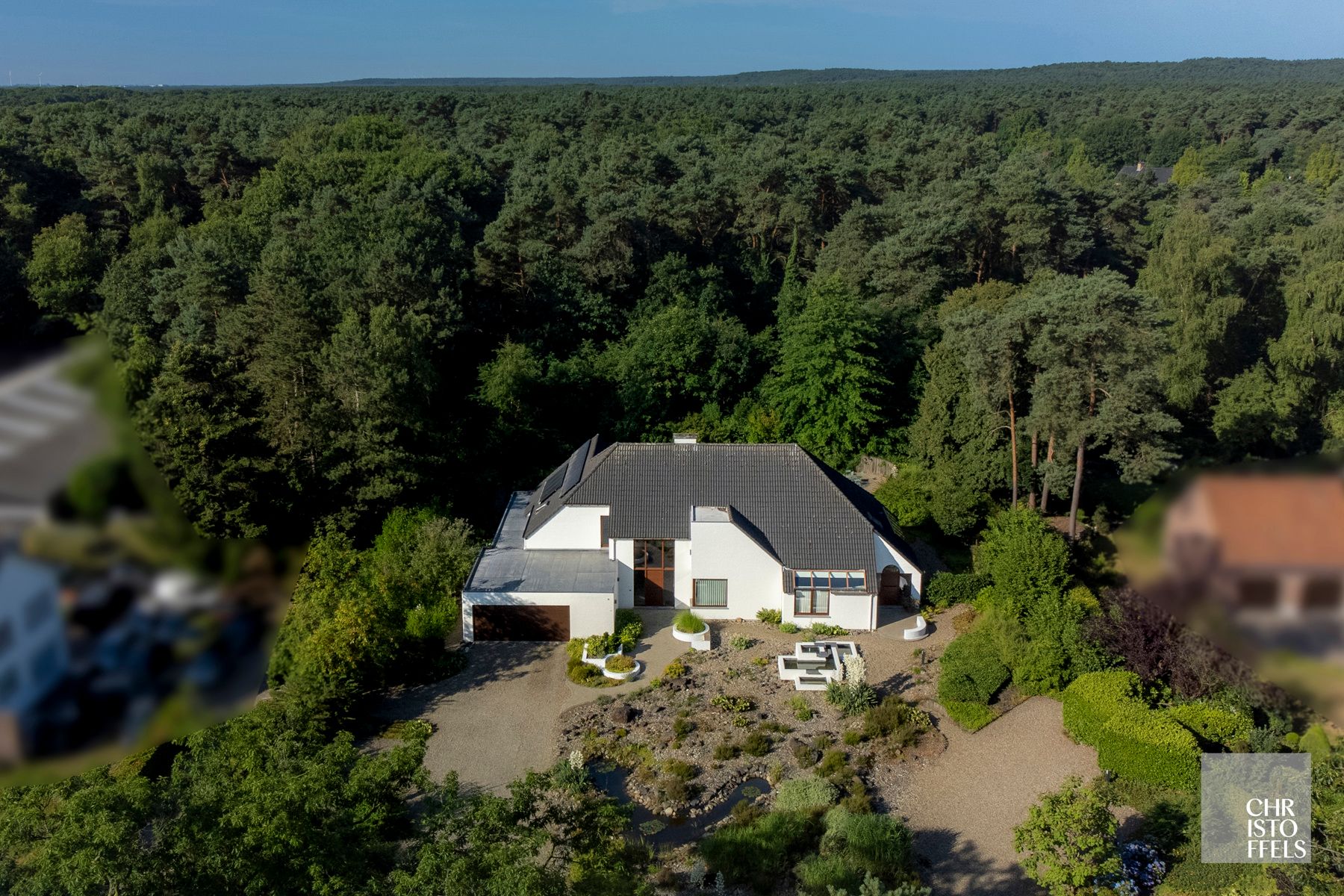 Villa van 496 m² met kantoren op een uniek perceel van 2.400 m²! foto 17