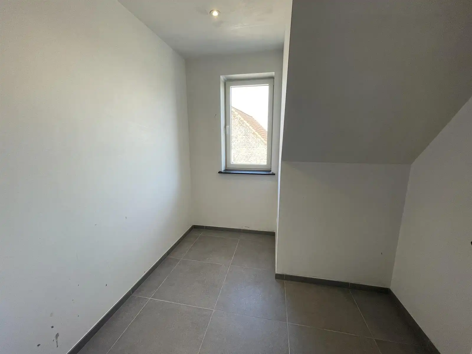 WANZELE - Lichtrijk & energiezuinig appartement. foto 12