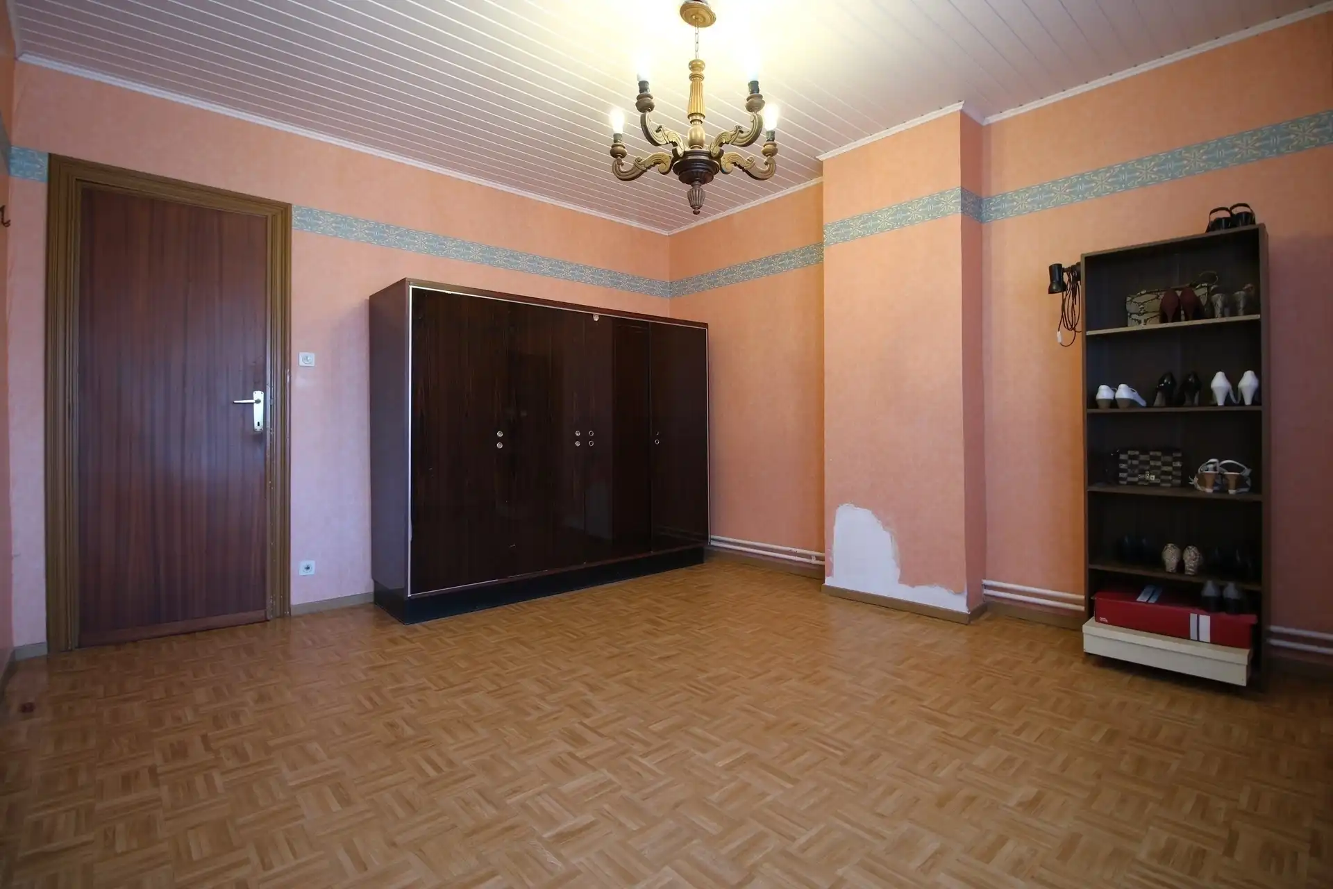 Karaktervolle te renoveren burgerwoning foto 18