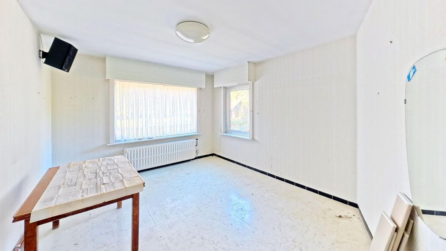 🏡 Ruime woning met 4 slaapkamers en inpandige garage te Sint-Baafs-Vijve! foto 6