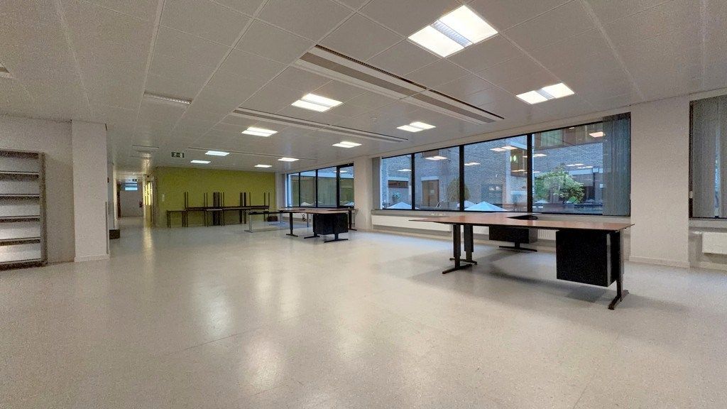 Instapklare kantoren te huur in centrum Antwerpen foto 7