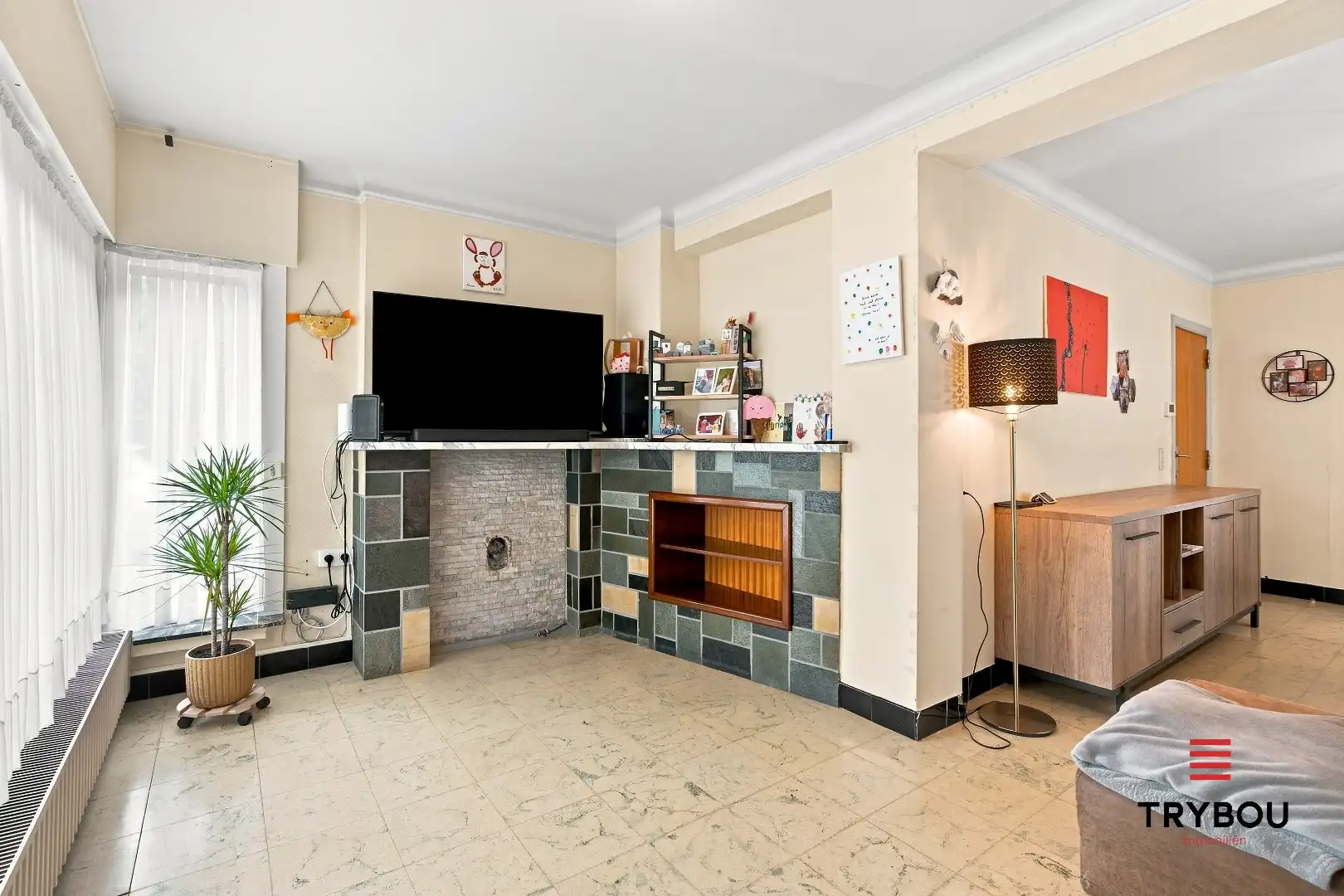 Uitstekende gelegen woning met loods en tuin!  foto 5