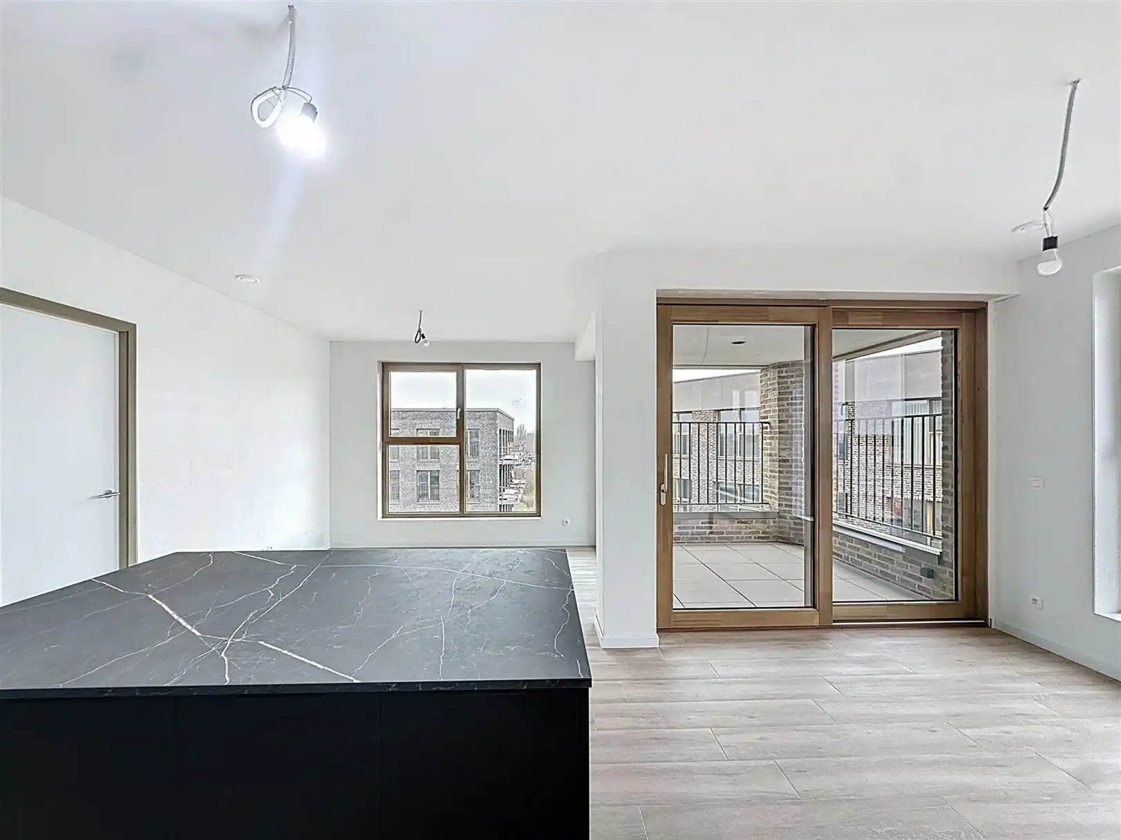 Nieuwbouwappartement met 2slpk en terras gelegen te Wilrijk  foto 3