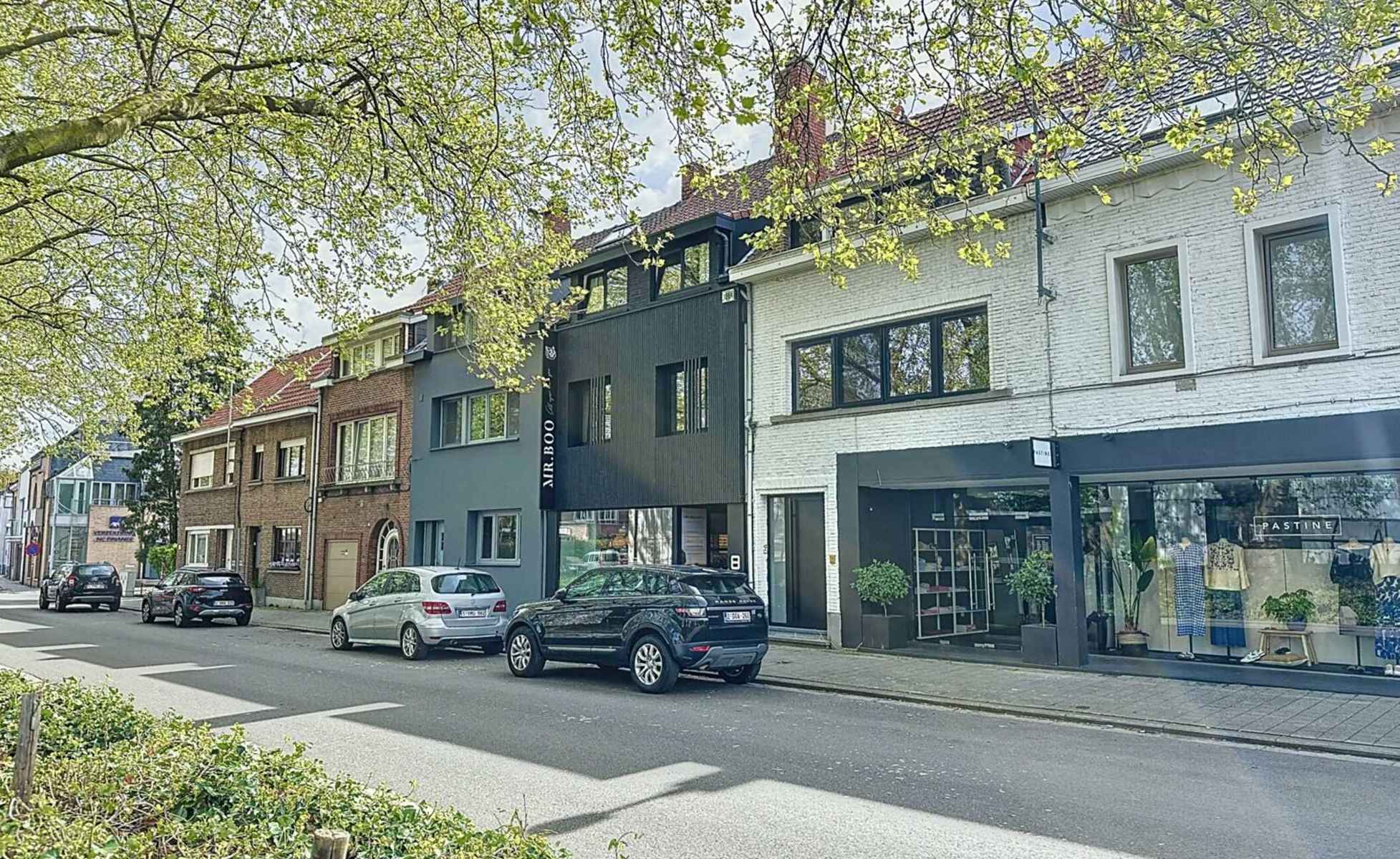 Zéér ruim triplex appartement met groot terras nabij centrum foto 4