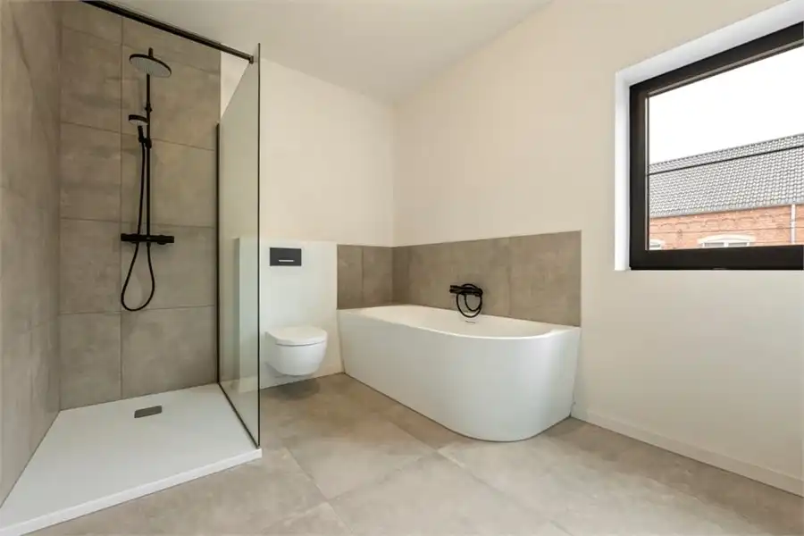 KNAPPE NIEUWBOUWWONING IN MODERNE STIJL foto 24