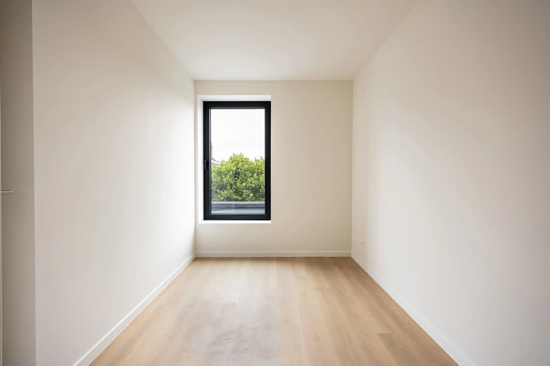 Nieuwbouwwoning met 4 slpks en tuin nabij Nieuwe Kaai. foto 13