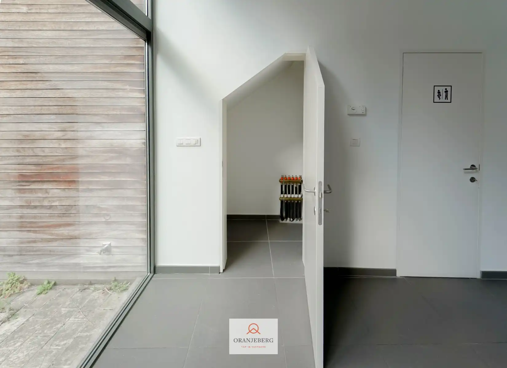 Handelspand 178 m²  te huur in Burgstraat foto 13