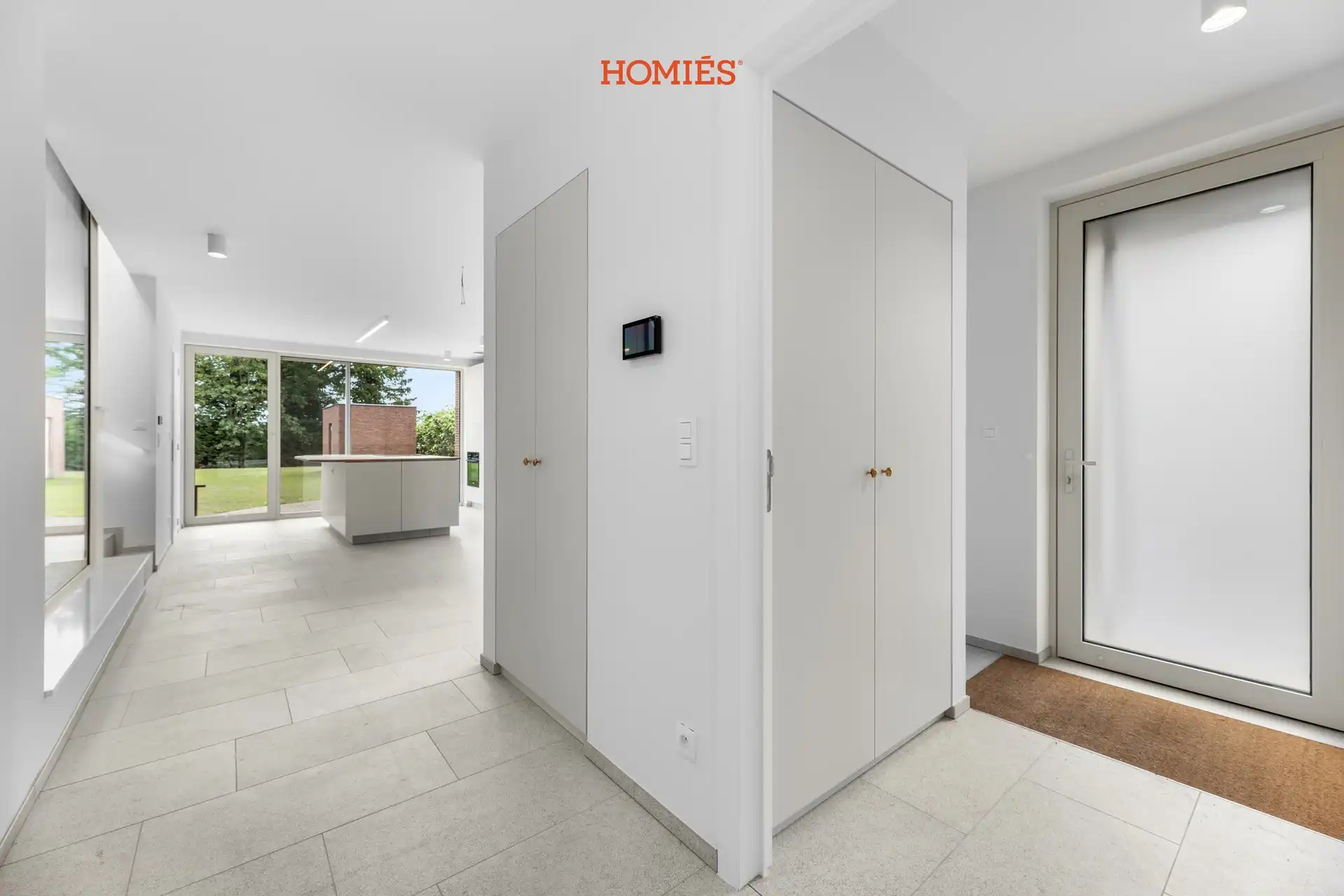 prachtige nieuwbouw met 3 slaapkamers en tuin met bos foto 4